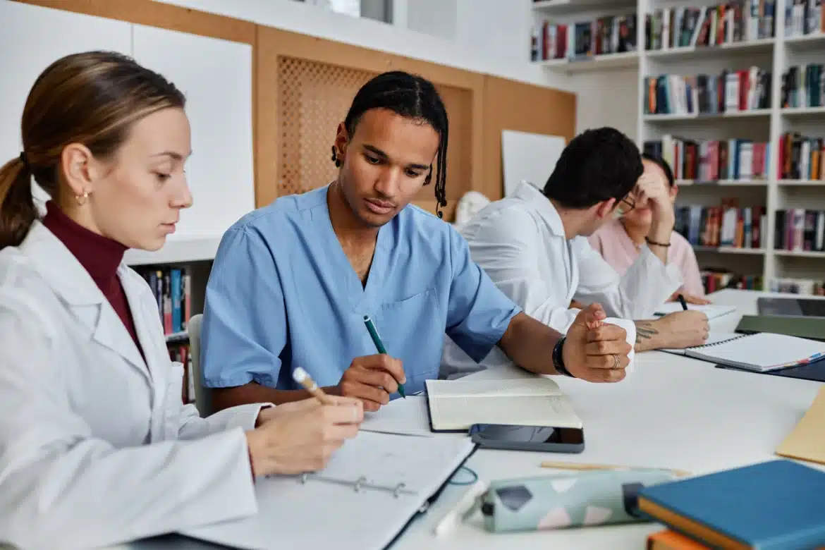 Estudante da área da saúde