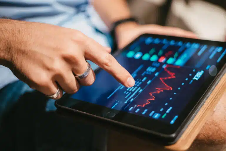 Conheça 4 plataformas confiáveis para fazer copy trading copy trading